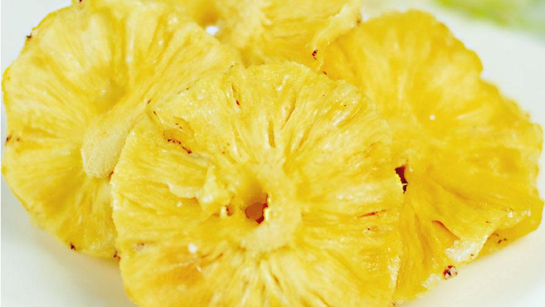 菠萝干的功效与作用、禁忌和食用方法