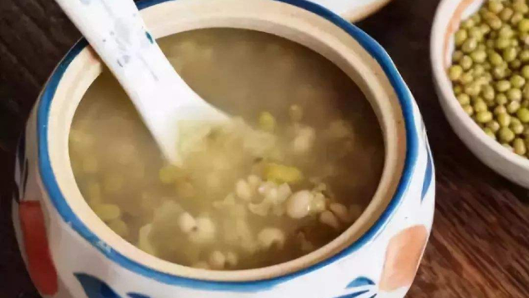 薏米绿豆汤的功效与作用、禁忌和食用方法