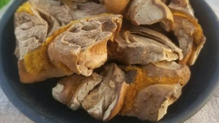 烫狗脊的功效与作用、禁忌和食用方法