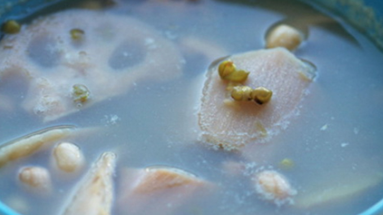 莲藕绿豆汤的功效与作用、禁忌和食用方法