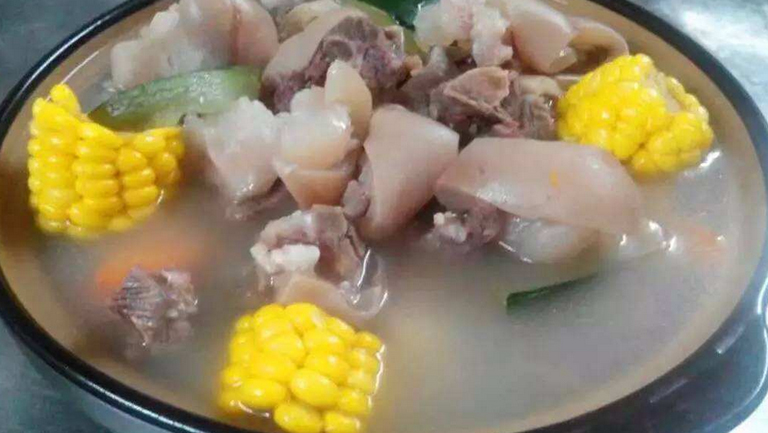 牛脚汤的功效与作用、禁忌和食用方法