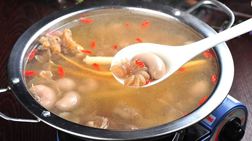 牛鞭汤的功效与作用、禁忌和食用方法