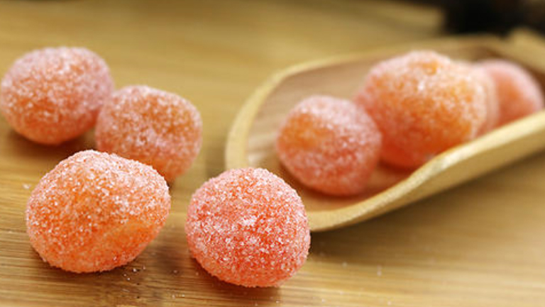 金桔冰糖的功效与作用、禁忌和食用方法