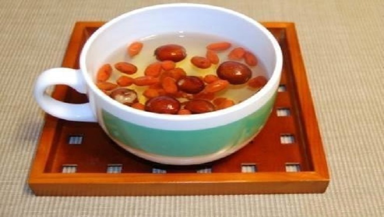 大枣枸杞泡水的功效与作用、禁忌和食用方法