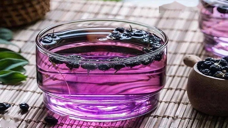 红枣黑枸杞泡水喝的功效与作用、禁忌和食用方法