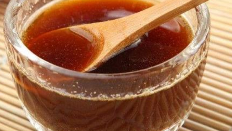 红糖姜片泡水喝的功效与作用、禁忌和食用方法