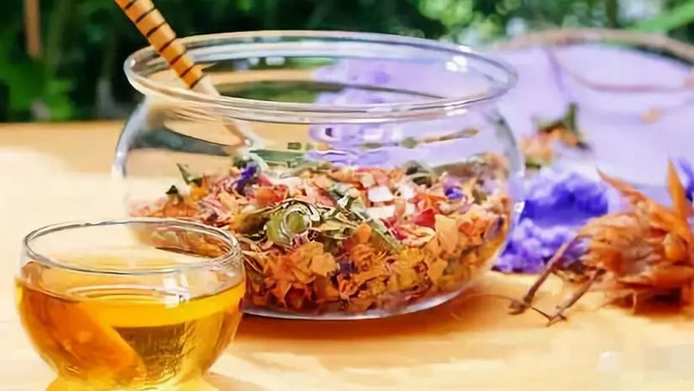 花草茶的功效与作用、禁忌和食用方法