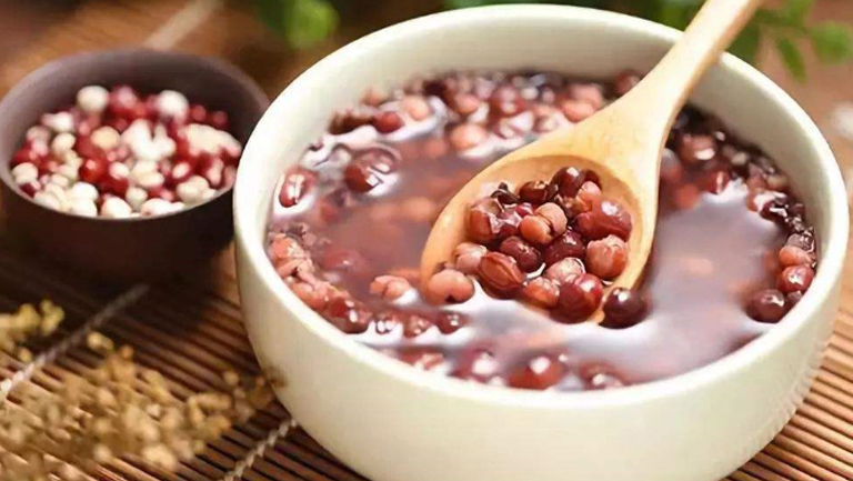 赤小豆薏米茶的功效与作用、禁忌和食用方法