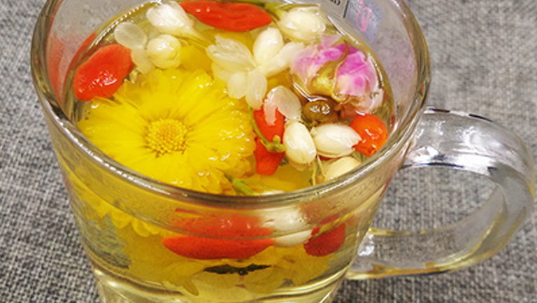 金银花枸杞茶的功效与作用、禁忌和食用方法