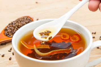 决明子陈皮山楂一起泡水喝的功效与作用、禁忌和食用方法